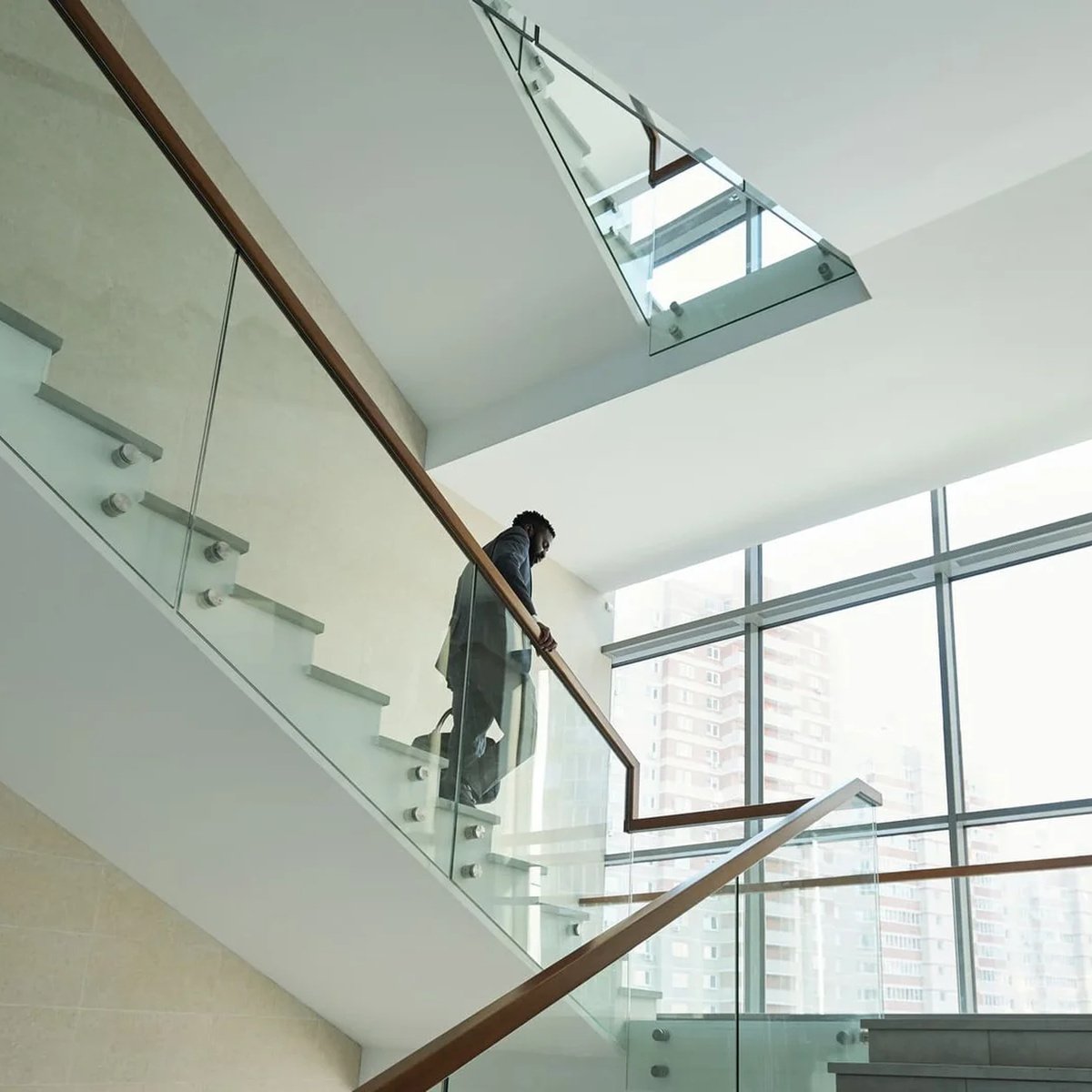 Staircase Glass Railing - image 2